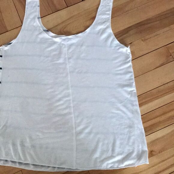 B_envied ecru w/ navy stripes, red anchor tank, M - Picture 2 of 2